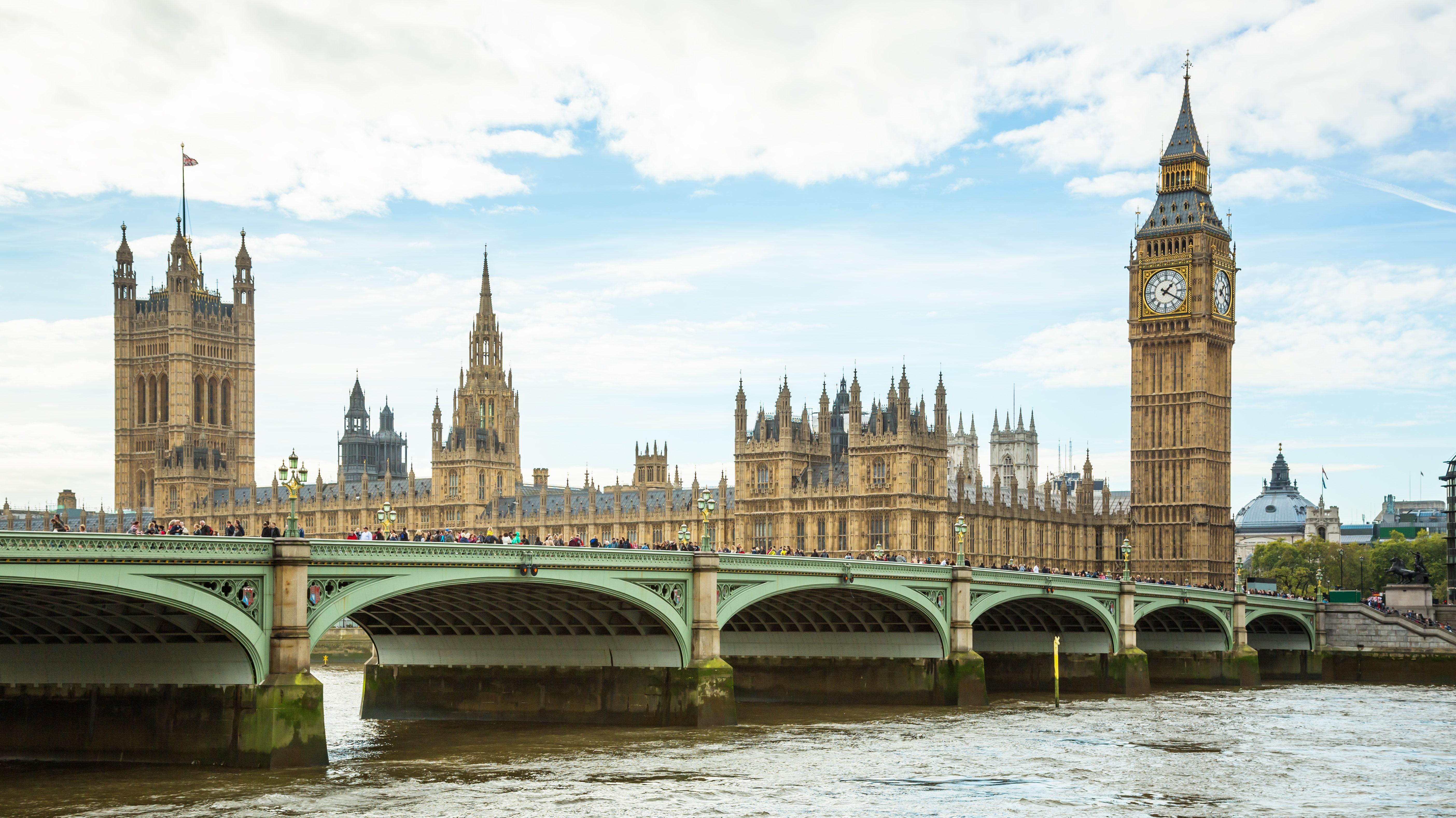 Exploring the Enchanting London Christmas​ Markets